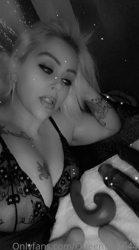 Queenbunni44