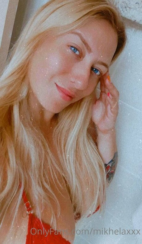 Mikhelaxxx