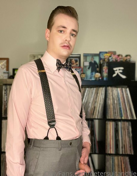 Petersuitandtie