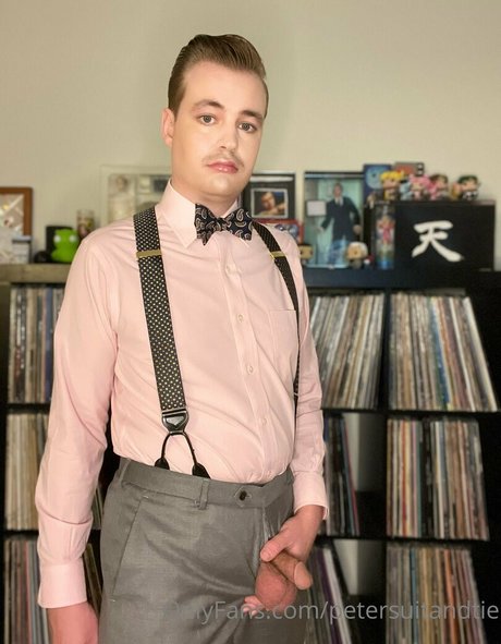 Petersuitandtie