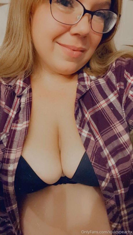 Xjuicypeachx