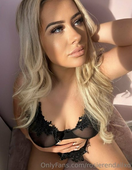Nøgent lækket OnlyFans-billede af Rosierendallxo