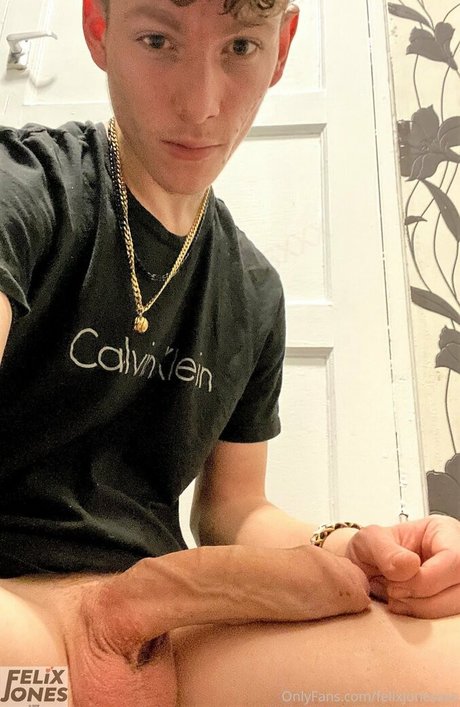 Naken läckt OnlyFans-bild av Felixjonesxxx