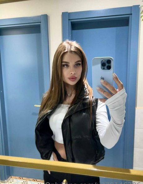 Nacktes geleaktes OnlyFans-Foto von Bellalla