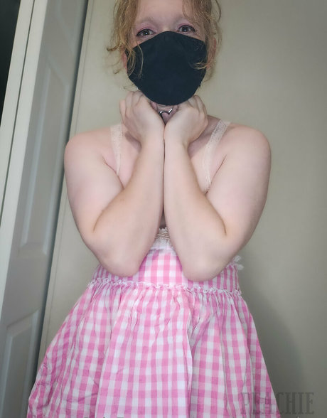 Nacktes geleaktes OnlyFans-Foto von Peachiepremium