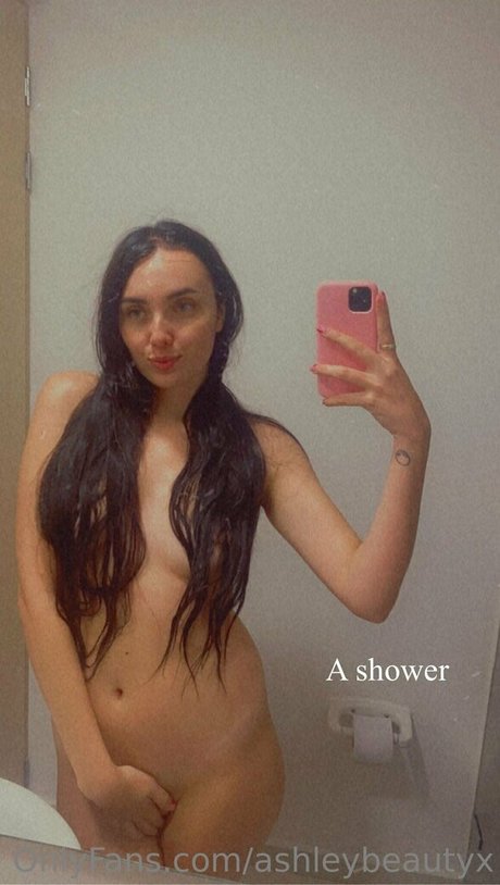 Naken läckt OnlyFans-bild av Ashleybeautyx