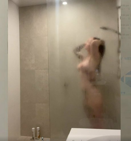 Nacktes geleaktes OnlyFans-Foto von Lucipowerproductions