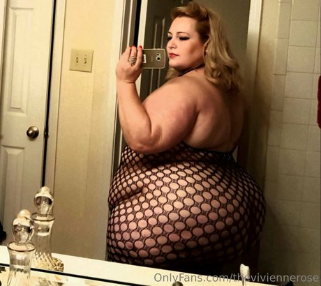 Theviviennerose