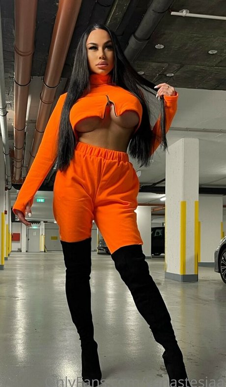 Nahá fotka uniklých OnlyFans od Vanastesiaa