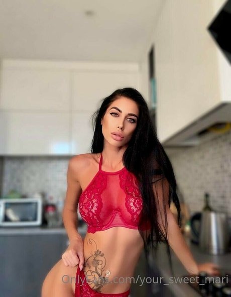 Foto di nudo di fuga di OnlyFans di Mari Sweet