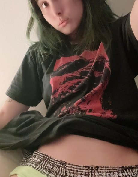 Sinastri OnlyFansリークヌード写真