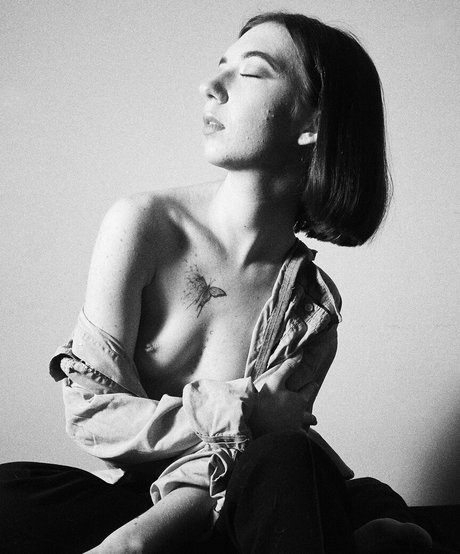 Photo nue de fuite OnlyFans de Alisses99