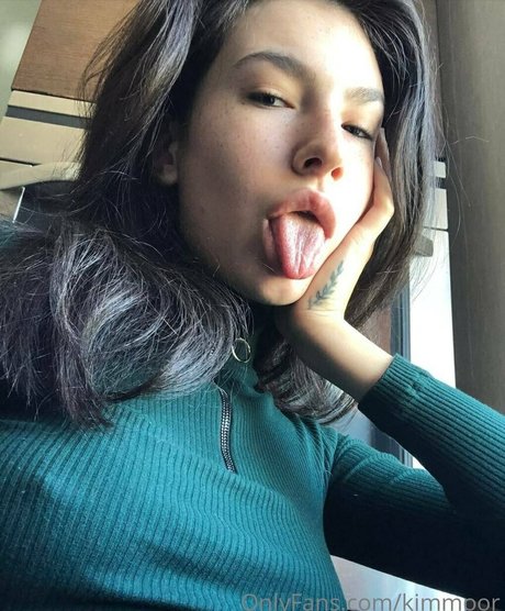Nacktes geleaktes OnlyFans-Foto von Kim Moor