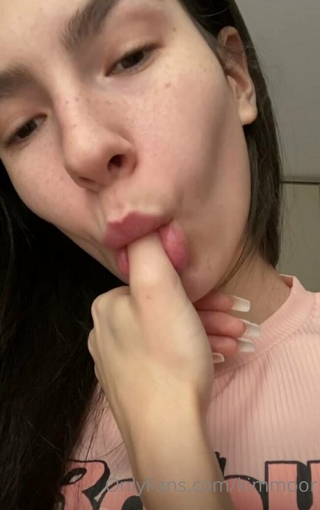 Photo nue de fuite OnlyFans de Kim Moor
