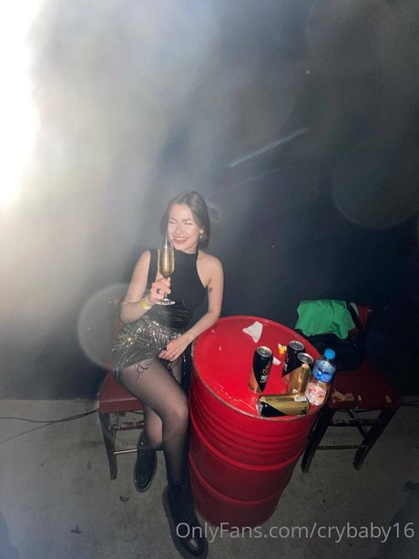 Nahá fotka uniklých OnlyFans od Crybaby16