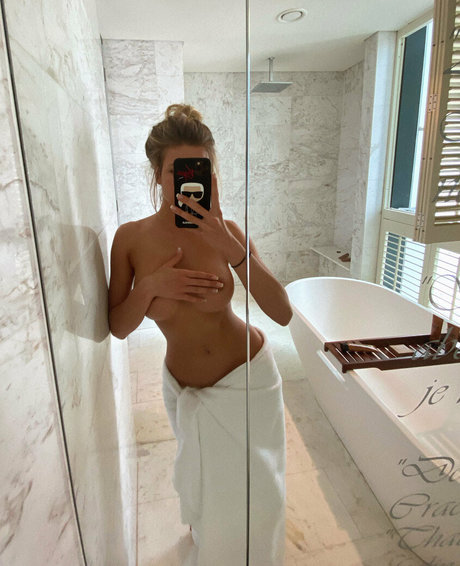 Nahá fotka uniklých OnlyFans od Natalee