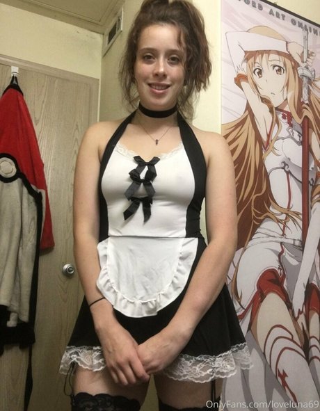Alaston vuotanut OnlyFans-kuva Scarlet Moon