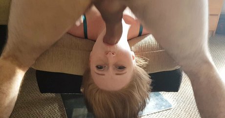 Nahá fotka uniklých OnlyFans od Mona Minx