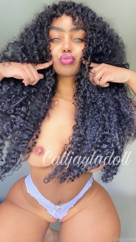 Nahá fotka uniklých OnlyFans od Jayla Doll