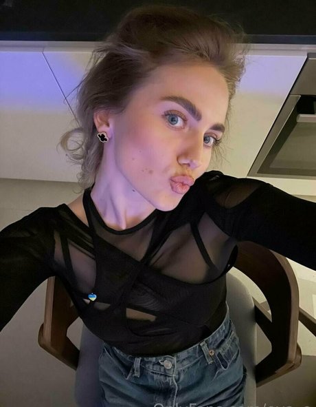 Naken läckt OnlyFans-bild av Evae