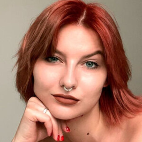 Nacktes geleaktes OnlyFans-Foto von Blumerystka
