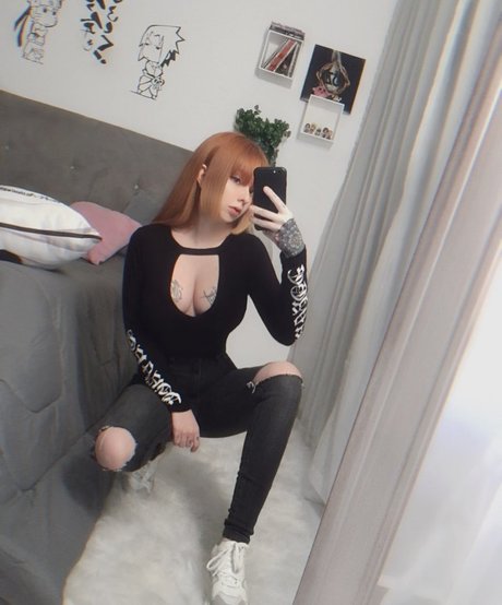 Nahá fotka uniklých OnlyFans od Xmvndsx