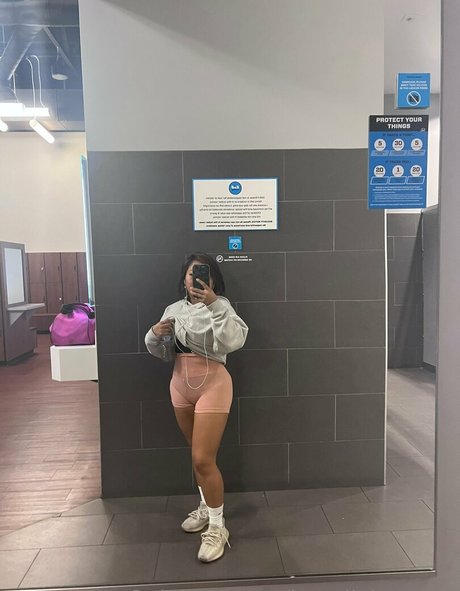 Iamoliviayoung