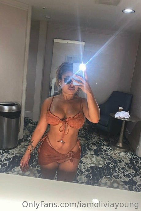 Iamoliviayoung