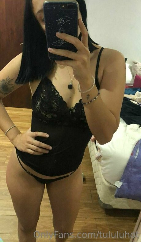 Nahá fotka uniklých OnlyFans od Tululuhot