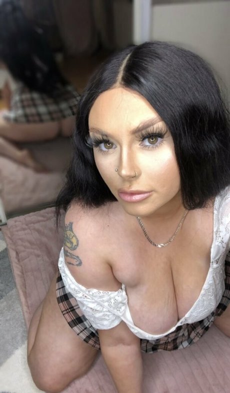 Antoniagrahamx