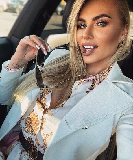Noele Natalia