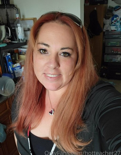 Hotteacher27