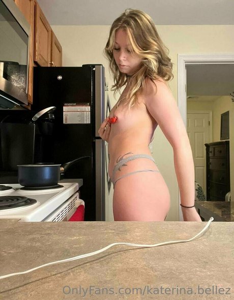 Nagie wyciekłe zdjęcie OnlyFans od Katerinabellez