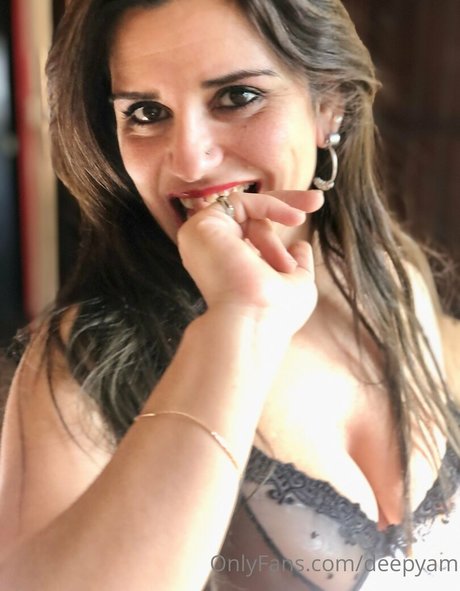 Sweetarabgirl