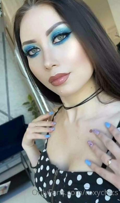 Naken läckt OnlyFans-bild av Roxychics
