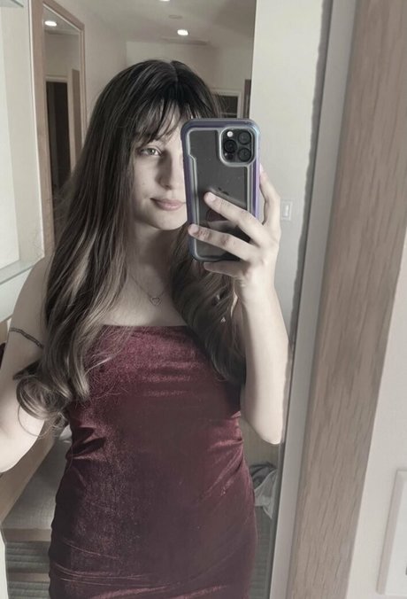 Foto di nudo di fuga di OnlyFans di Alexhazell