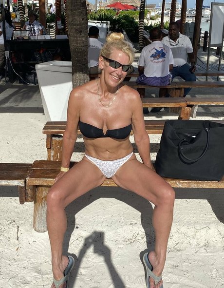 Foto nua vazada do OnlyFans de Fitcougar50
