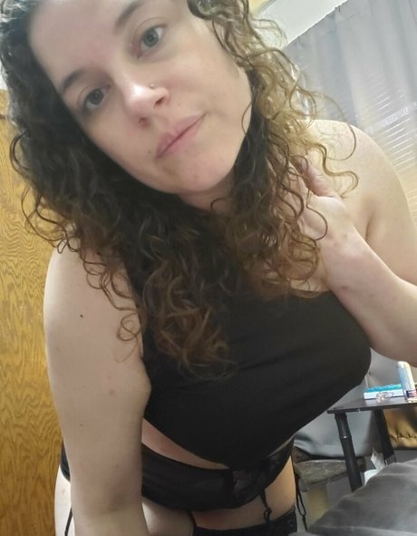 Prettylittlecurls OnlyFans