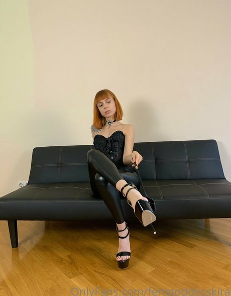 Goddess Kira OnlyFansリークヌード写真