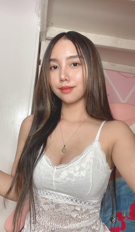 Naken läckt OnlyFans-bild av Ethelyn Memorando