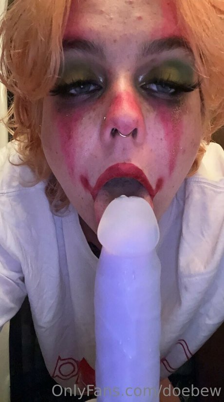 Naken lekkede OnlyFans-bilde av Doebew