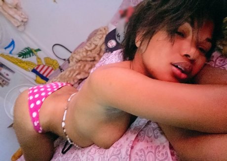 Junebug3333 OnlyFans泄露裸照