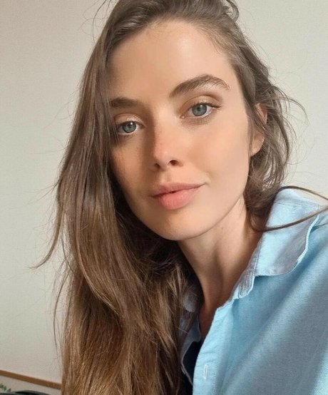 Juliet Searle
