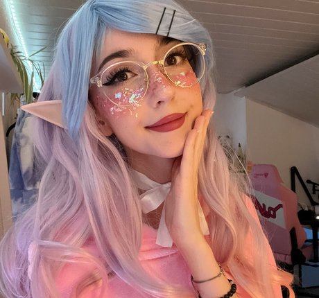 Naken lekkede OnlyFans-bilde av Nananightray