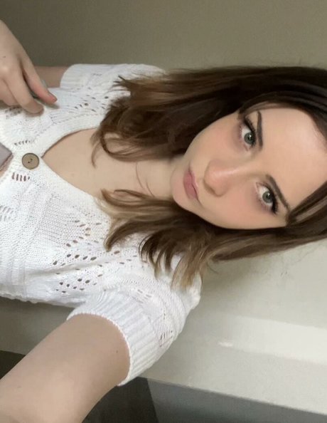 Naken läckt OnlyFans-bild av Kelsey Grzybowski