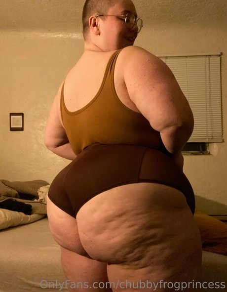 Bbwfrogprincess