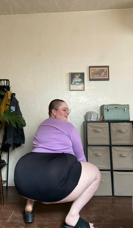 Nøgent lækket OnlyFans-billede af Bbwfrogprincess