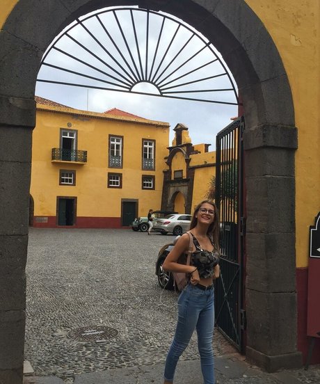 Nina Joy