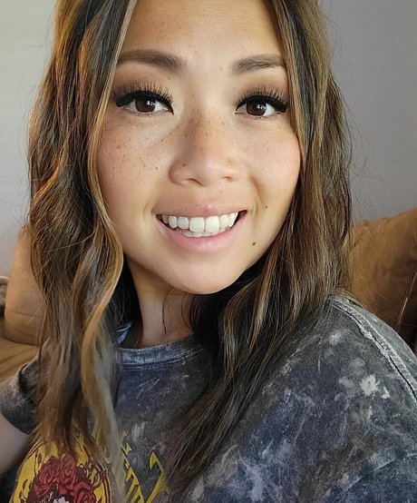 Photo nue de fuite OnlyFans de Miss Jee Yung