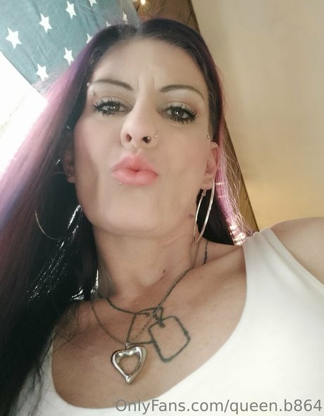 Queenb864